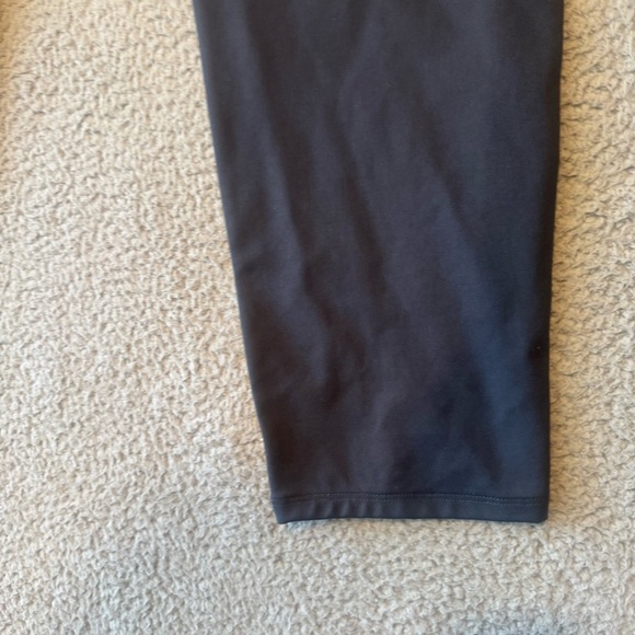 Vuori MetaTwill Pant Athletic Slim Size 36x30” Color Gray V4021-S - Picture 9 of 14